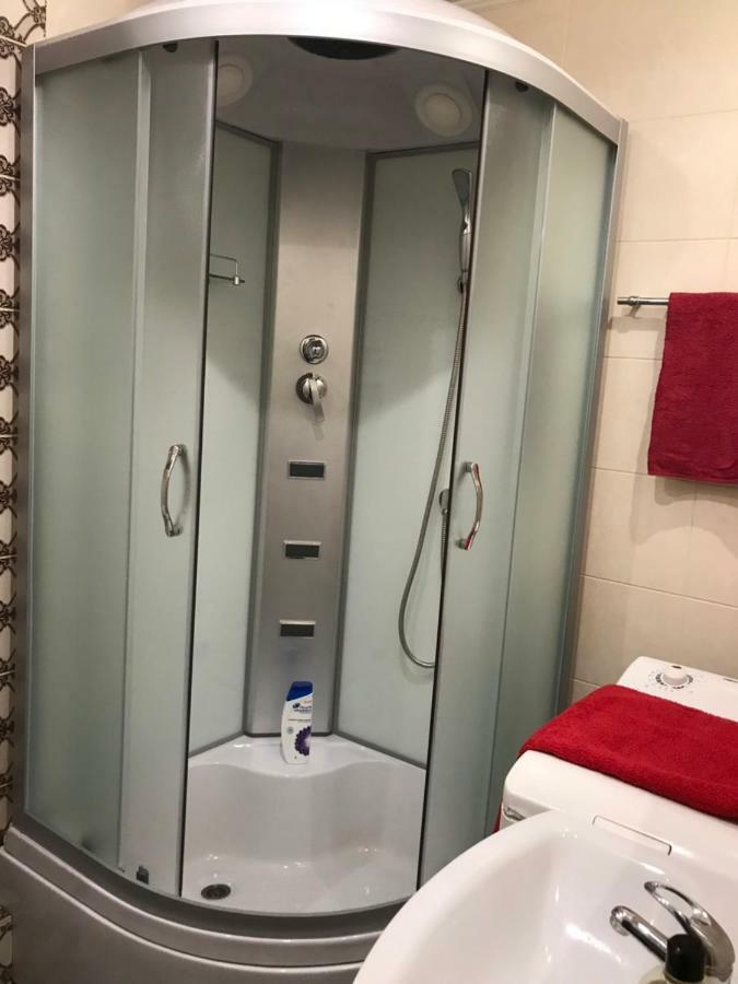 كريفوي روغ Apartments Gagarina 72 المظهر الخارجي الصورة